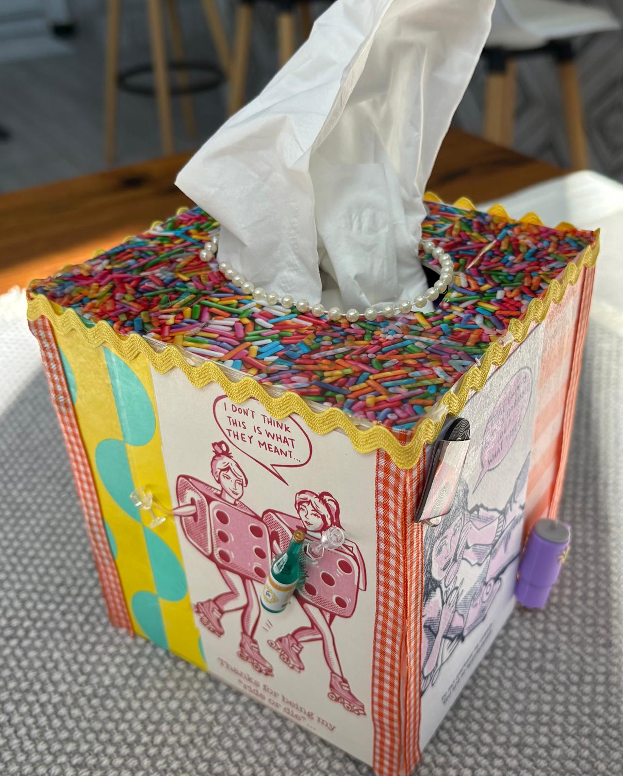Retro Abstract Illustrated Tissue Box Cover